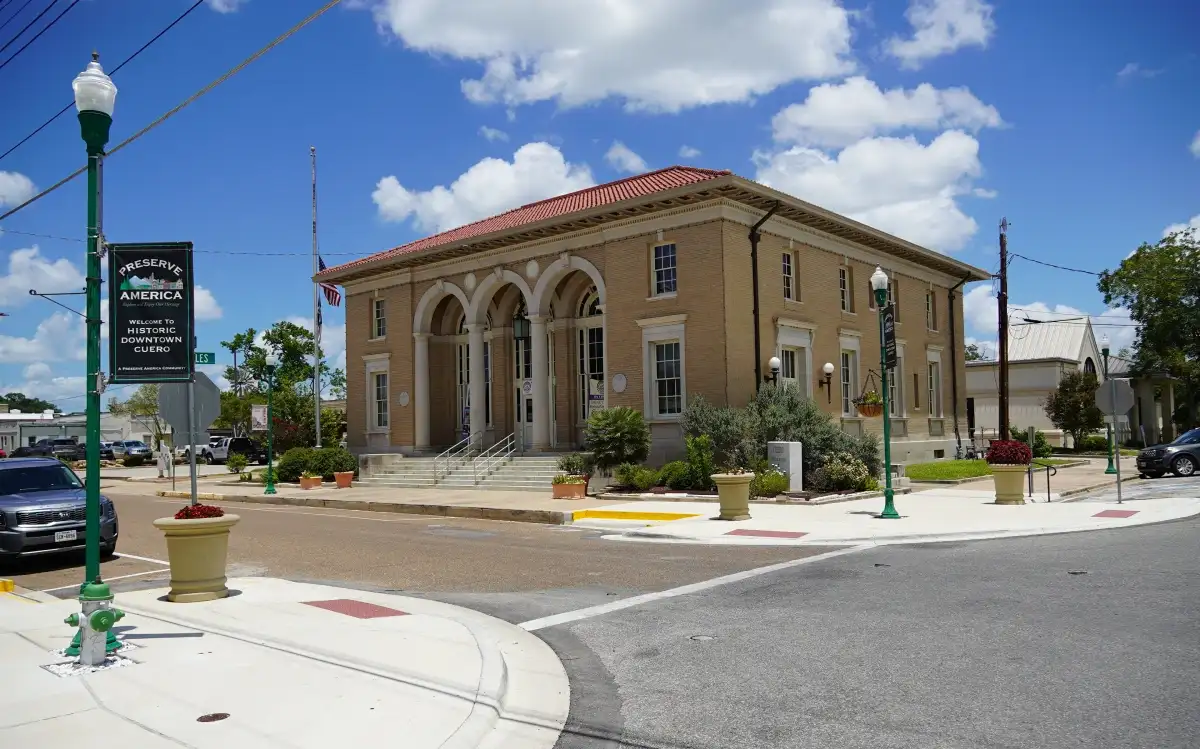 Historic downtown Cuero with former post office.